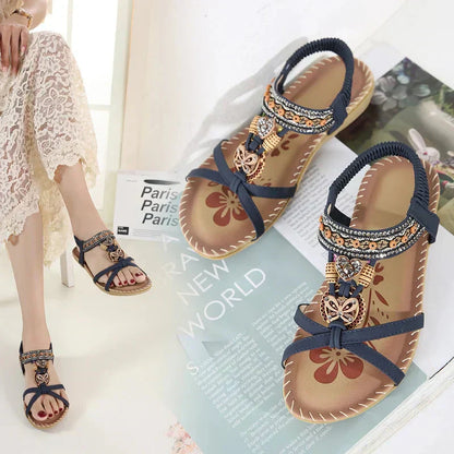 🌸 Boho-Damen-Sandalen in Übergröße – Flache Schlappen mit Blumen- & Strass-Details – Luftig-leichte Sommerschuhe für Strand & Stadt