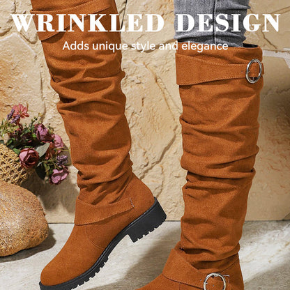 Damenstiefel mit Knickeleder und Schnallenriemen